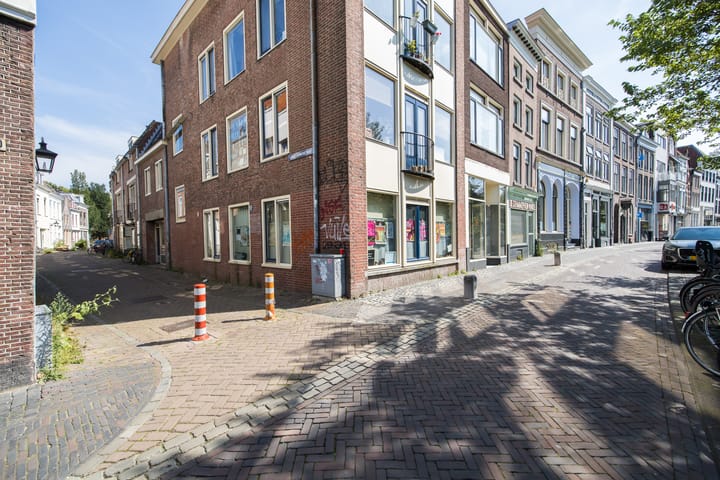 Foto 43 van Lange Lauwerstraat 10-A