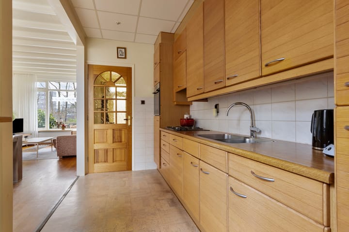 Foto 15 van Parallelweg 90