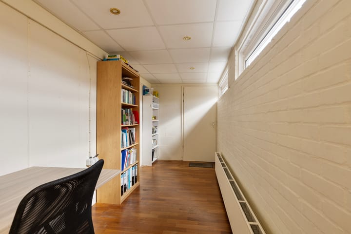 Foto 19 van Parallelweg 90