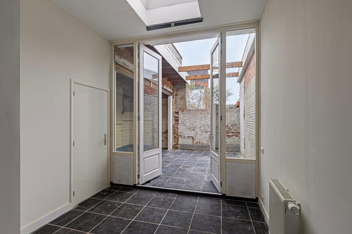 Foto 4 van Van Dedemstraat 3