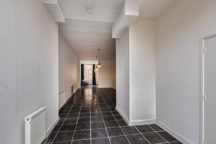 Foto 8 van Van Dedemstraat 3