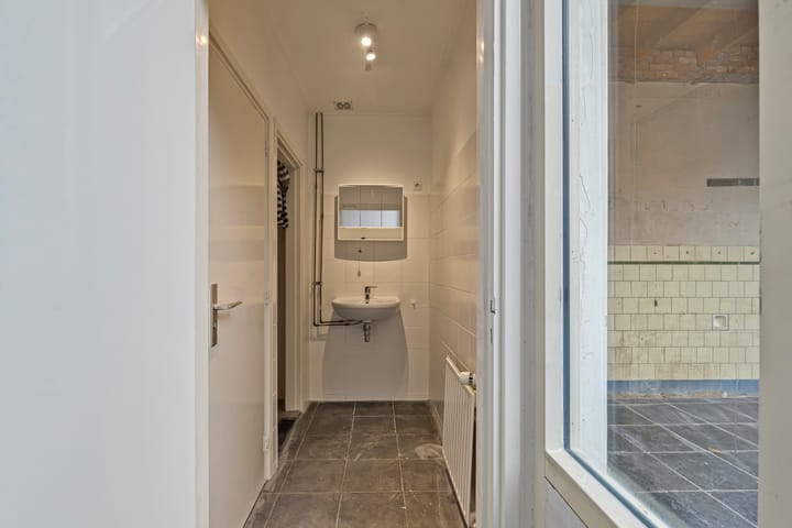 Foto 11 van Van Dedemstraat 3