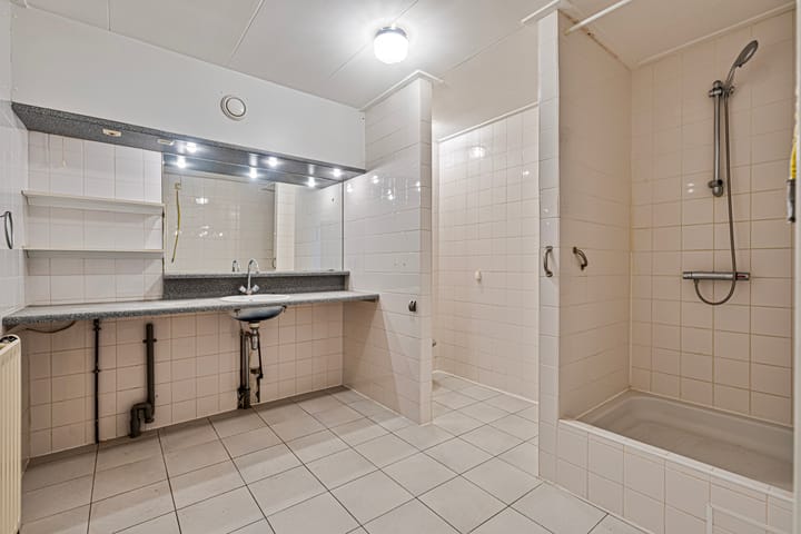 Foto 22 van Van Dedemstraat 3