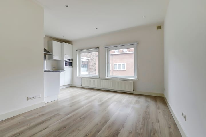 Foto 6 van Minahassastraat 17-A