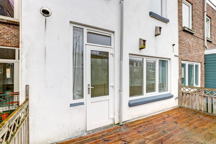 Foto 17 van Minahassastraat 17-A