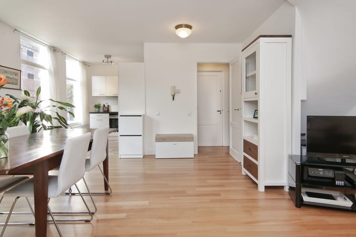 Foto 8 van Pieter Baststraat 13-1