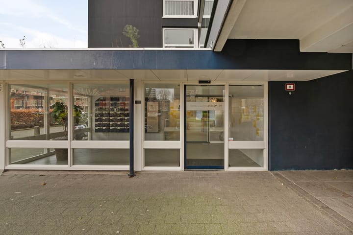 Foto 6 van Bernard Zweersplein 54