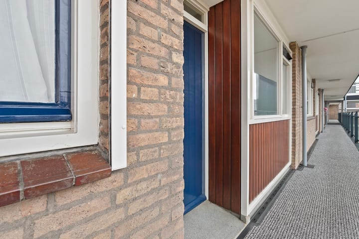 Foto 8 van Bernard Zweersplein 54