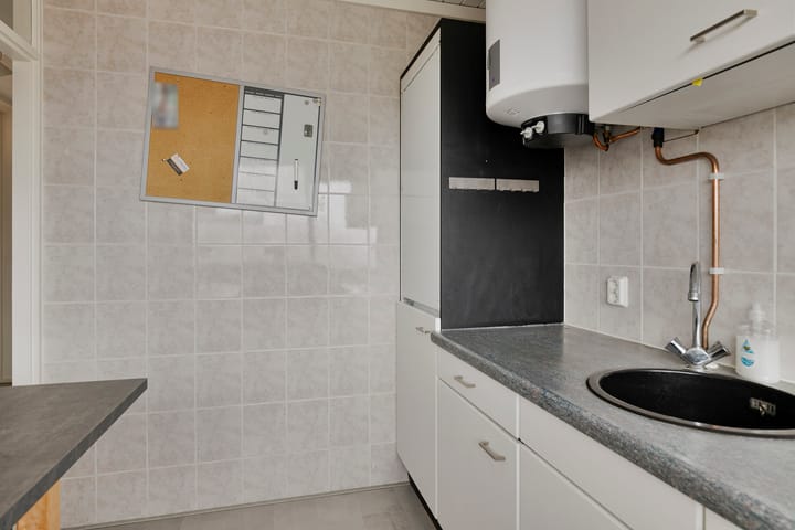 Foto 16 van Bernard Zweersplein 54