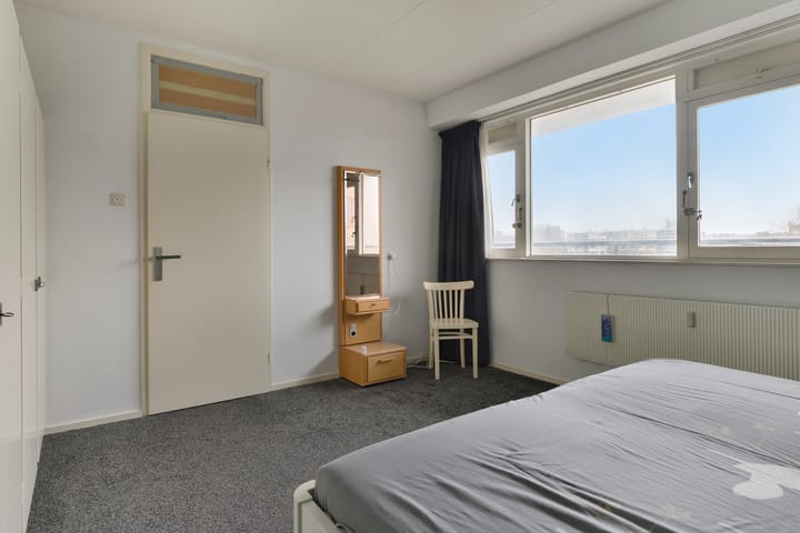 Foto 25 van Bernard Zweersplein 54