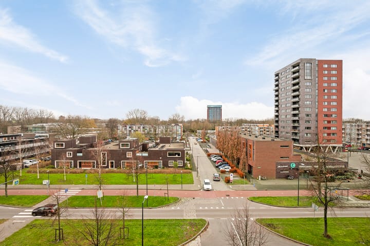 Foto 23 van Bernard Zweersplein 54