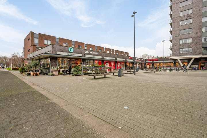 Foto 32 van Bernard Zweersplein 54