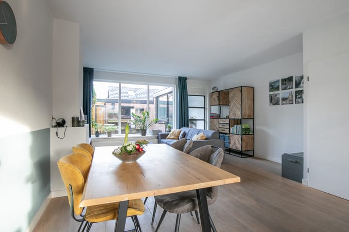 Foto 10 van Elzenlaan 17