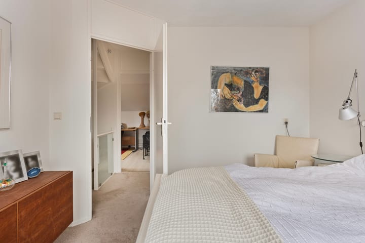 Foto 15 van Terpeborch 68