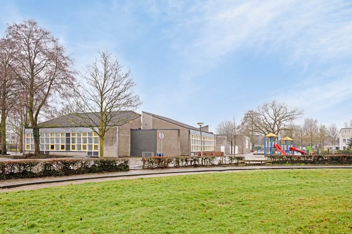 Foto 32 van Terpeborch 68