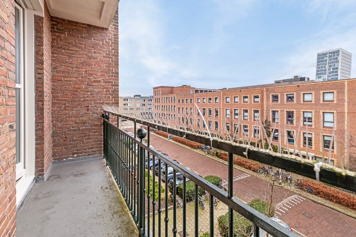 Foto 27 van Akbarstraat 20-C