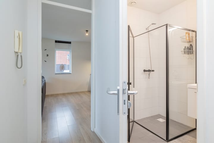 Photo 13 of Oude Spaarneweg 61