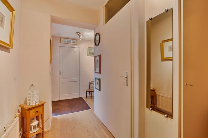 Foto 8 van Tirolstraat 102