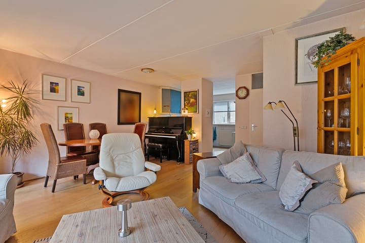 Foto 13 van Tirolstraat 102