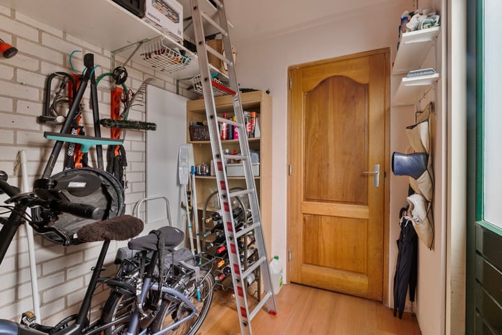 Foto 32 van Tirolstraat 102