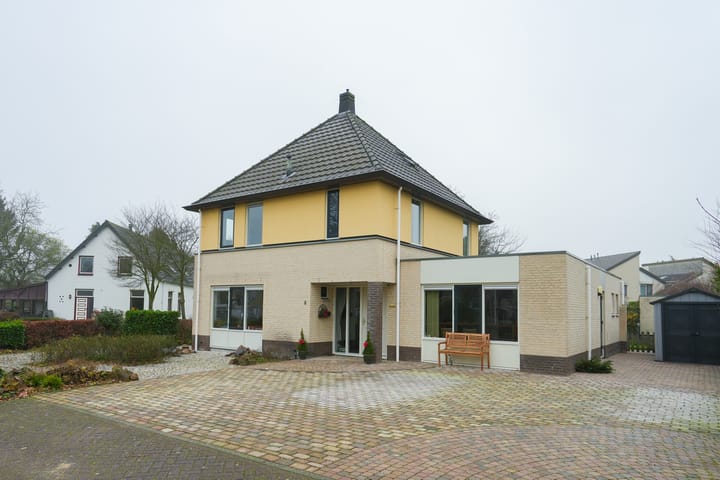 Foto 1 van Kreytacker 8