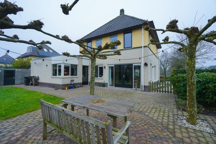 Foto 2 van Kreytacker 8