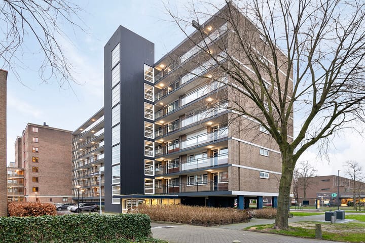 Foto 4 van Bernard Zweersplein 54