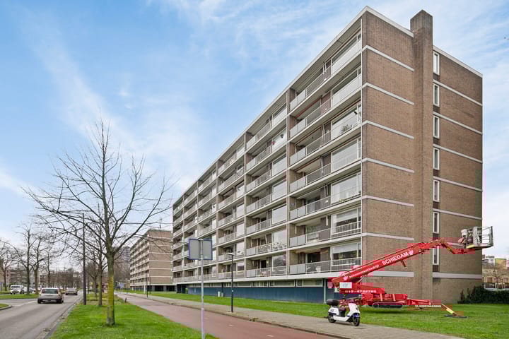 Foto 30 van Bernard Zweersplein 54