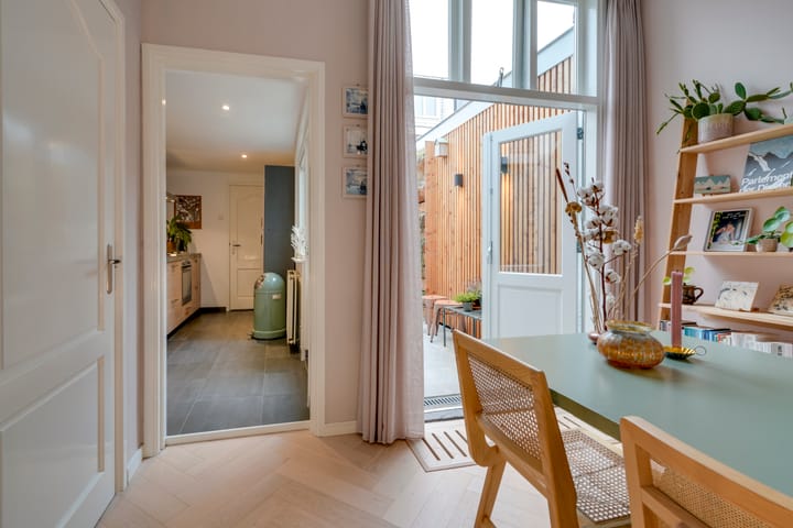 Foto 13 van Leliestraat 15