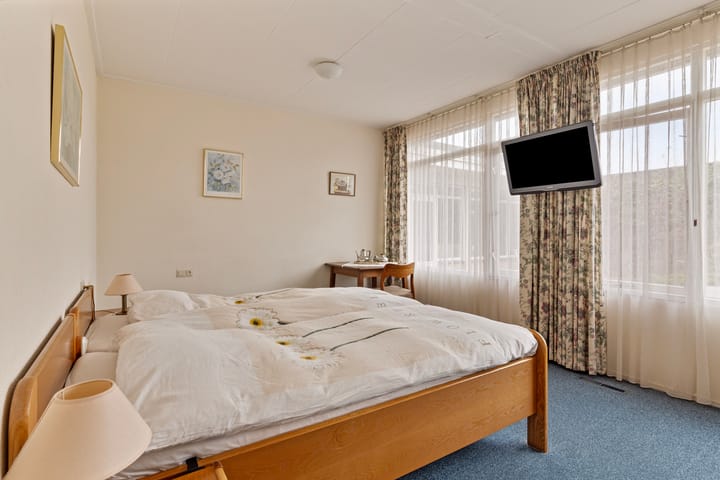 Foto 22 van Weddehoenlaan 2