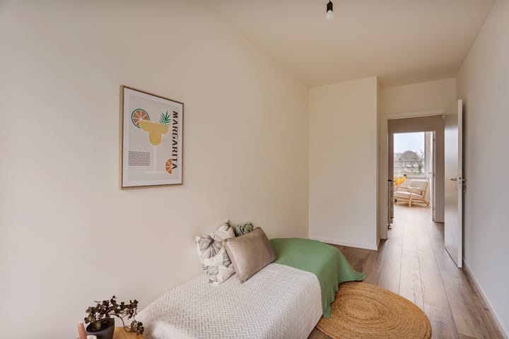 Foto 13 van Burg. van Grunsvenplein 55