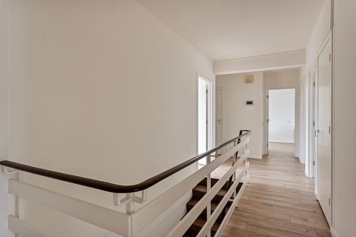 Foto 19 van Burg. van Grunsvenplein 55