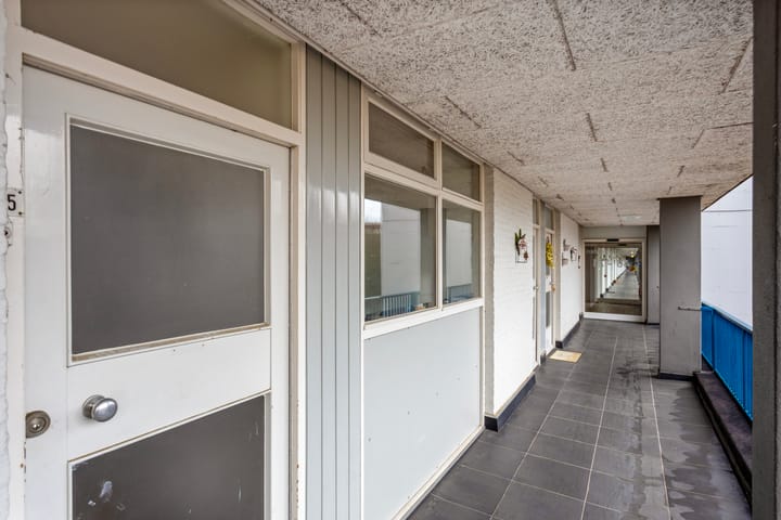 Foto 22 van Burg. van Grunsvenplein 55