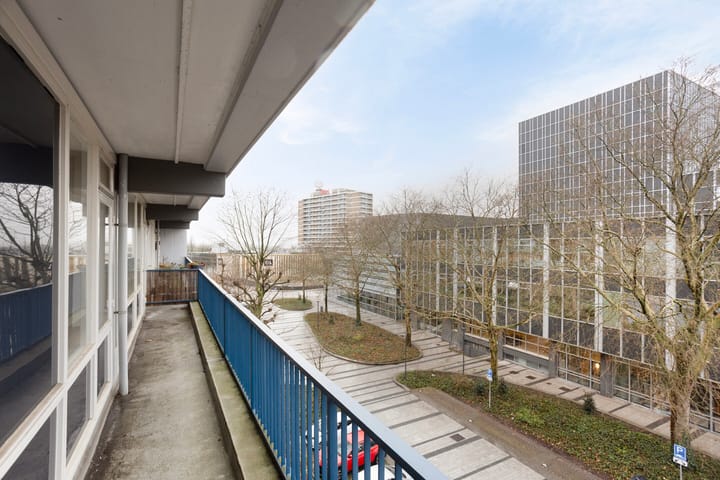 Foto 24 van Burg. van Grunsvenplein 55