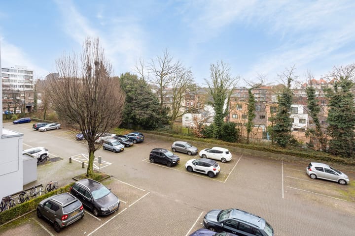 Foto 30 van Burg. van Grunsvenplein 55