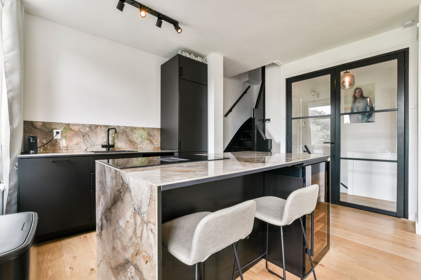 Foto 10 van Archimedesweg 3