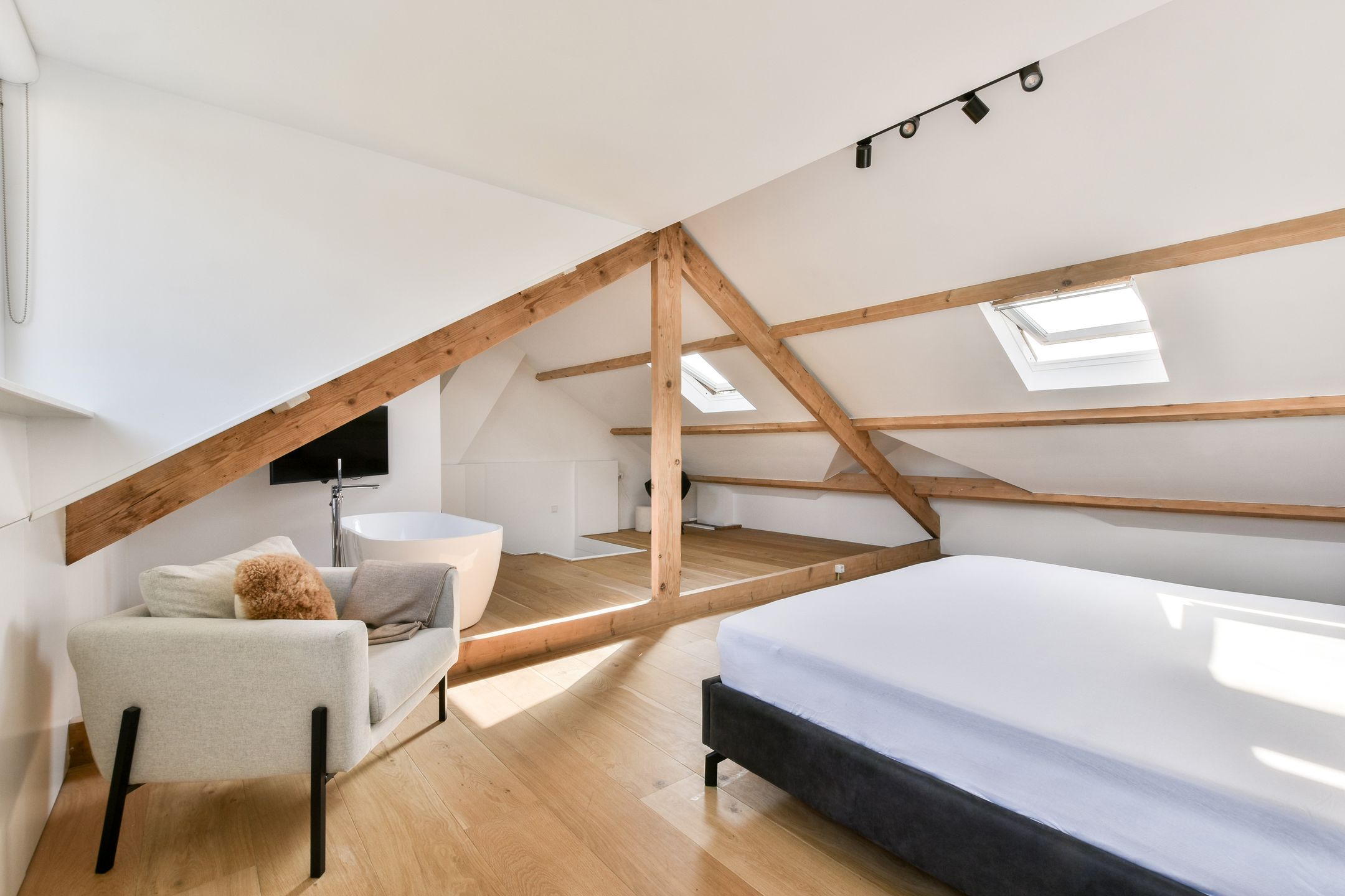 Foto 24 van Archimedesweg 3