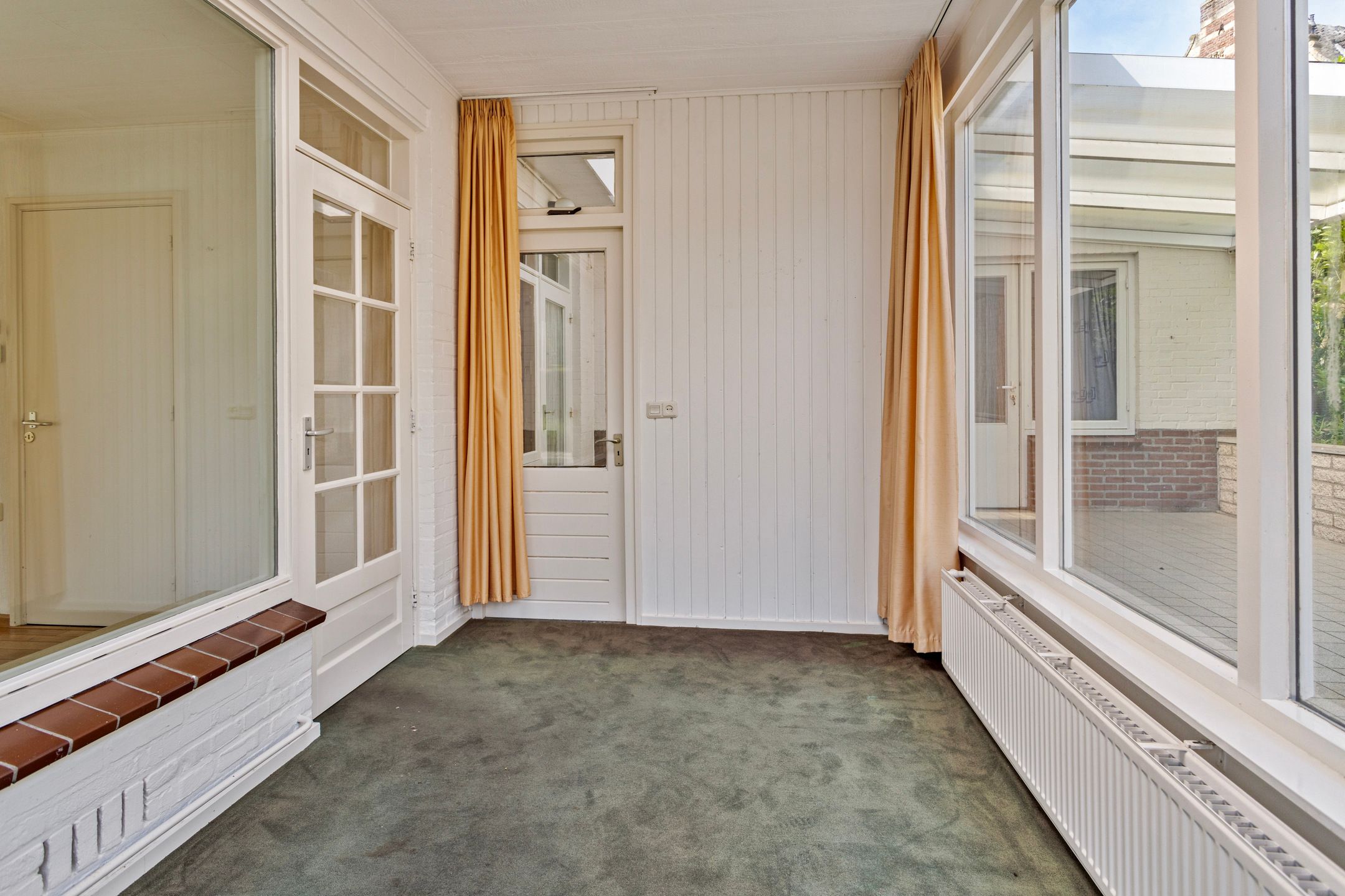 Photo 6 of Schoonbronstraat 2