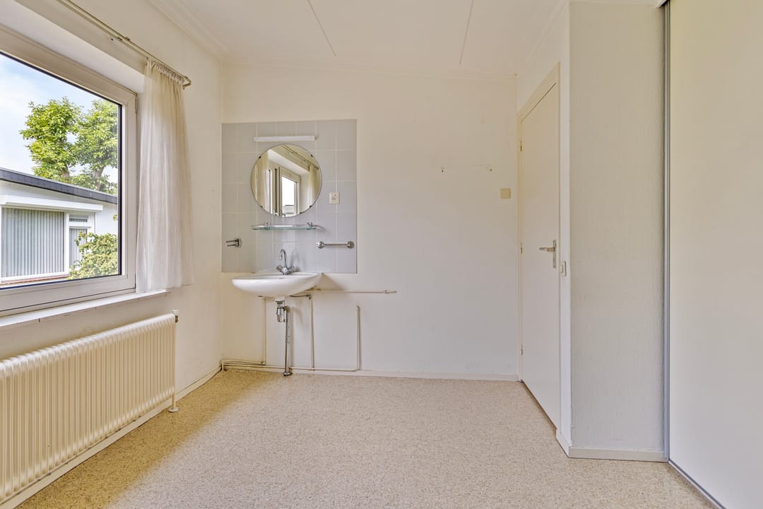 Photo 13 of Schoonbronstraat 2