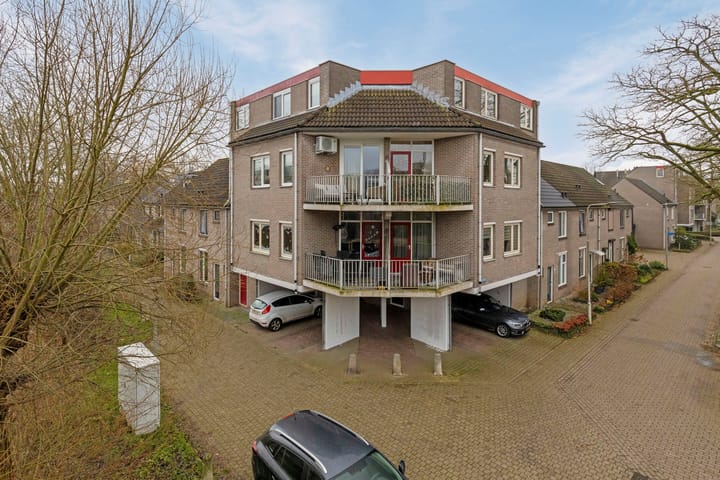 Foto 1 van Aagtekerkesingel 26