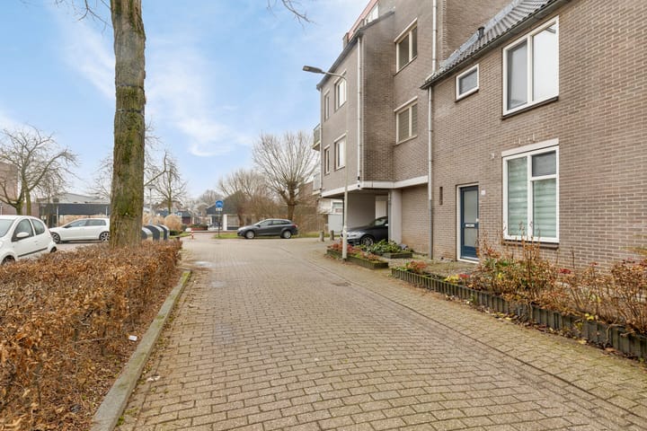 Foto 4 van Aagtekerkesingel 26