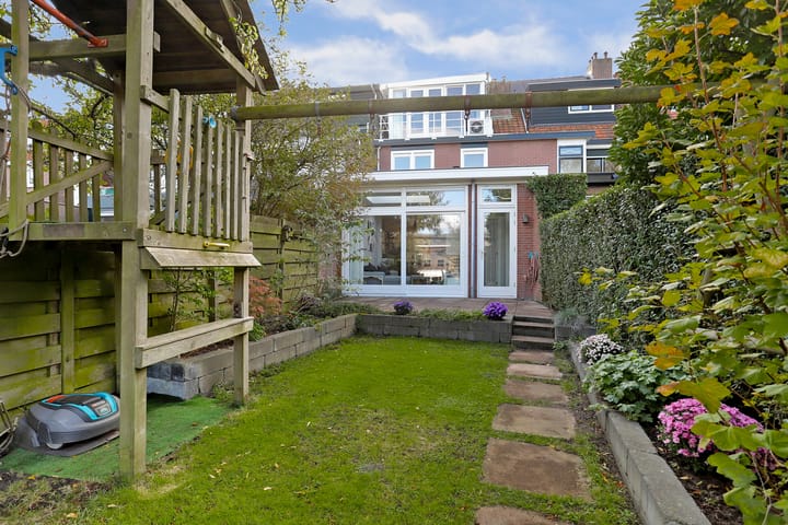 Foto 6 van Van Zuylen van Nijeveltstraat 248