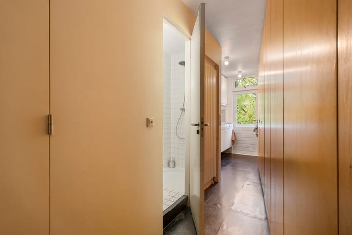 Foto 18 van Cornelis Anthoniszstraat 55-2