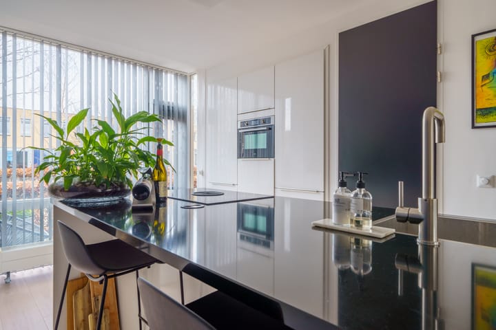 Photo 10 of Miróstraat 25