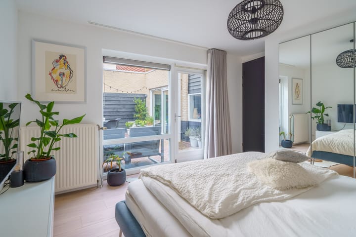 Photo 18 of Miróstraat 25