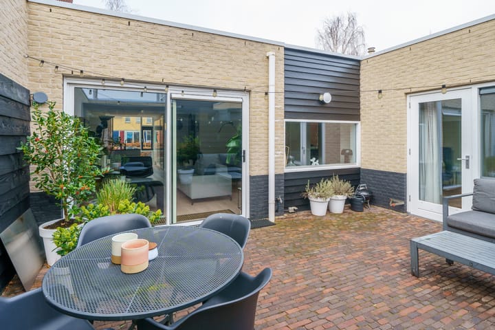 Photo 27 of Miróstraat 25