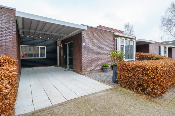 Photo 30 of Miróstraat 25