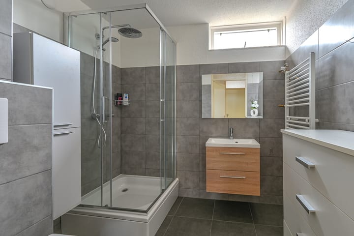 Foto 2 van Slechtvalk 61