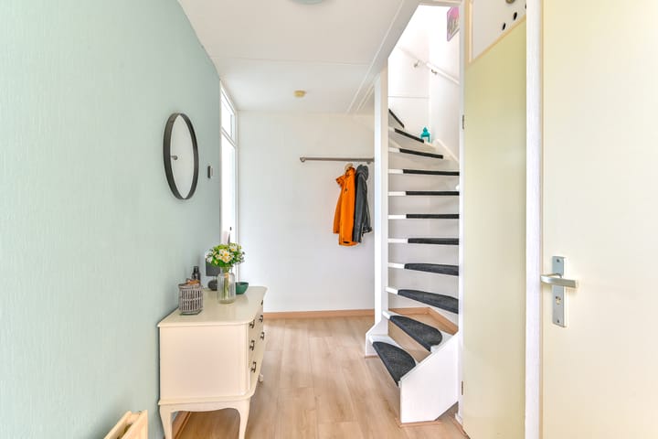 Foto 7 van Slechtvalk 61