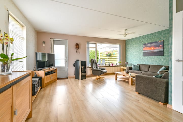 Foto 9 van Slechtvalk 61